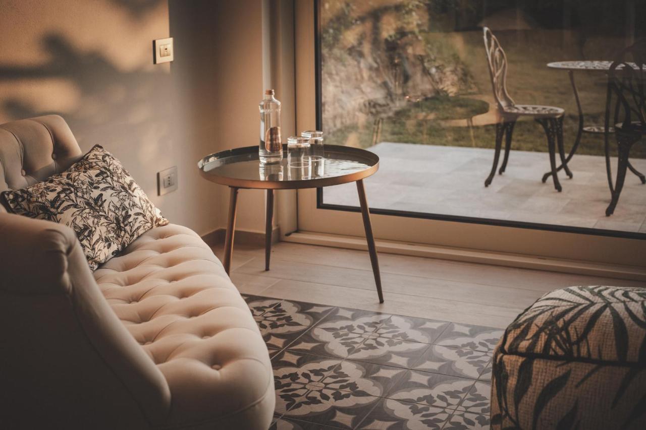 ホテル Relais Almaranto Calamandrana エクステリア 写真